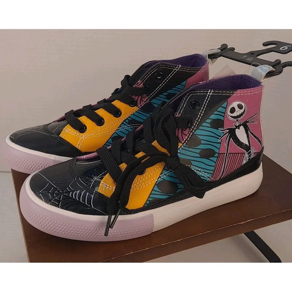 Disney The Nightmare Before Christmas Jack &‎ Sally High Top Shoes Size 6 NWT